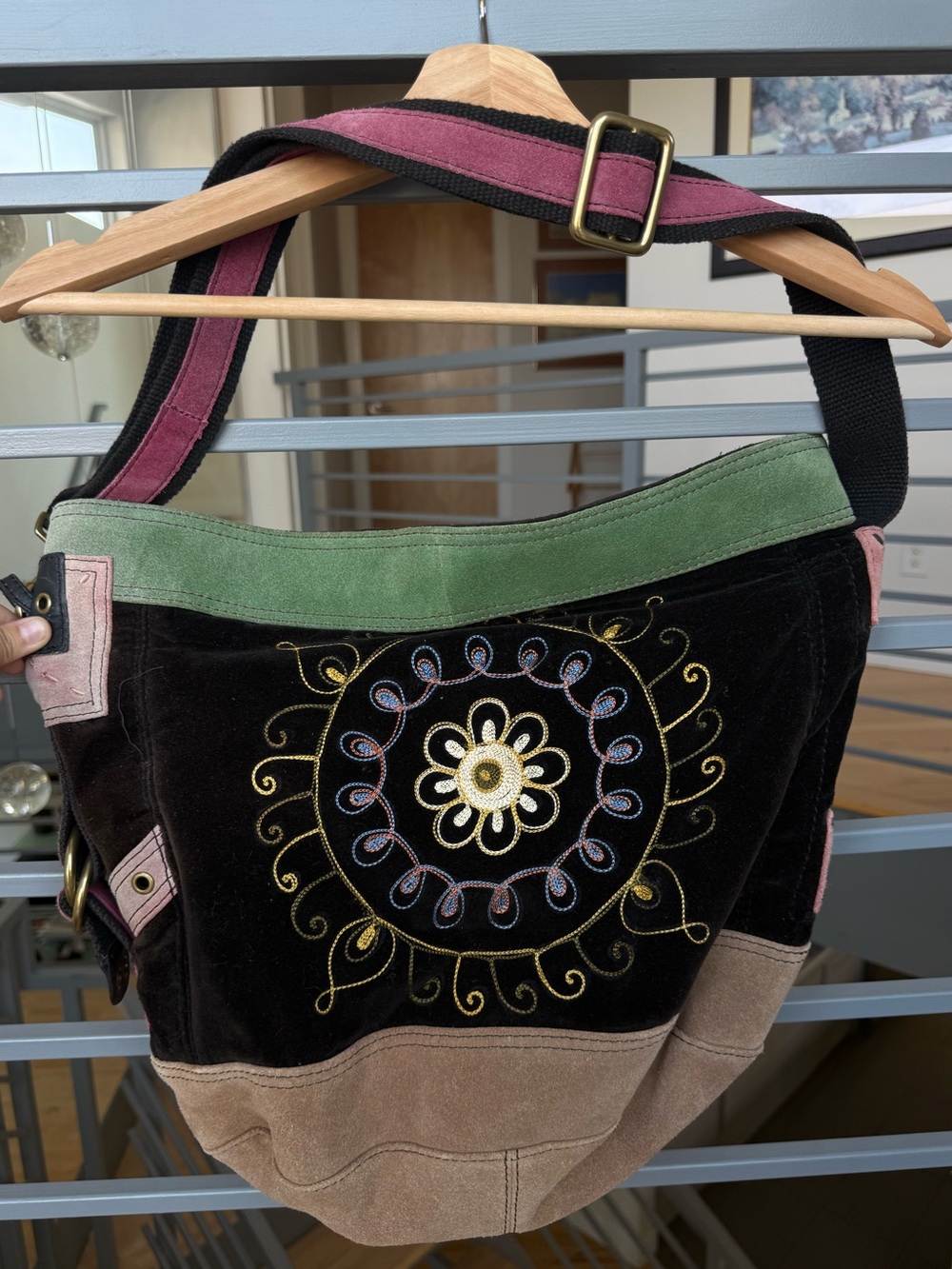 Lucky Brand Black Velvet Embroidered Shoulder Bag with Green Trim & Pink Strap - Picture 1 of 3